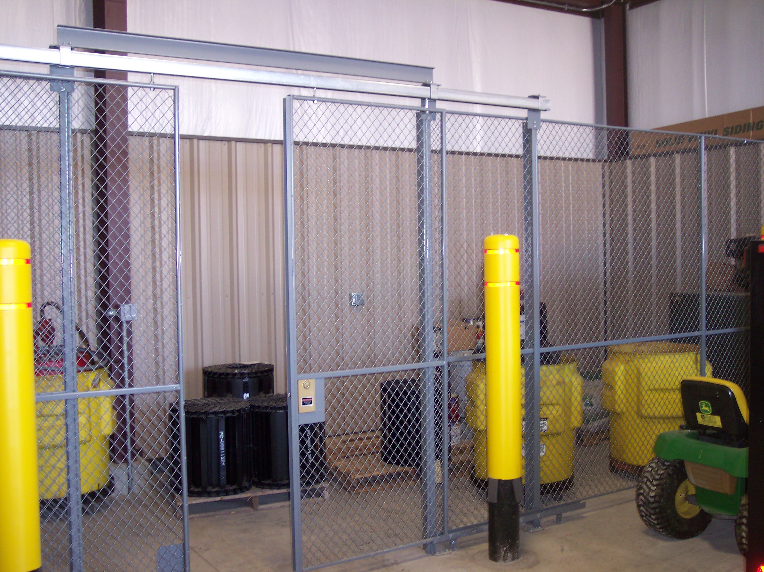 WWP - DOT Equipment Supply Cage.jpg