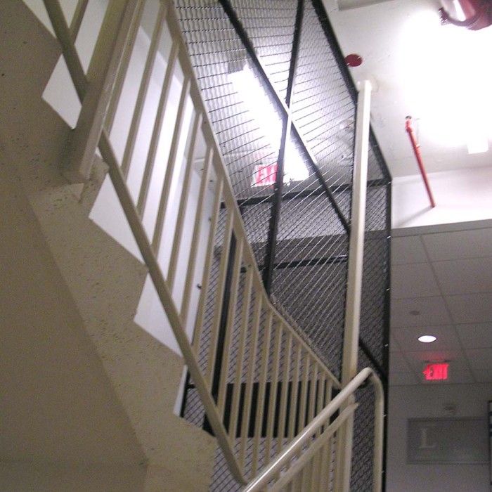 Wire Mesh Partition Manufacturers